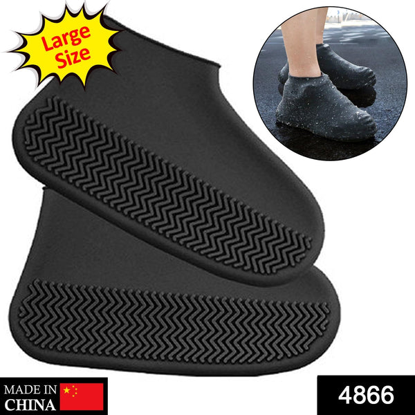 Non-Slip Silicone Rain Reusable Anti skid Waterproof Fordable Boot Shoe Cover ( Large )