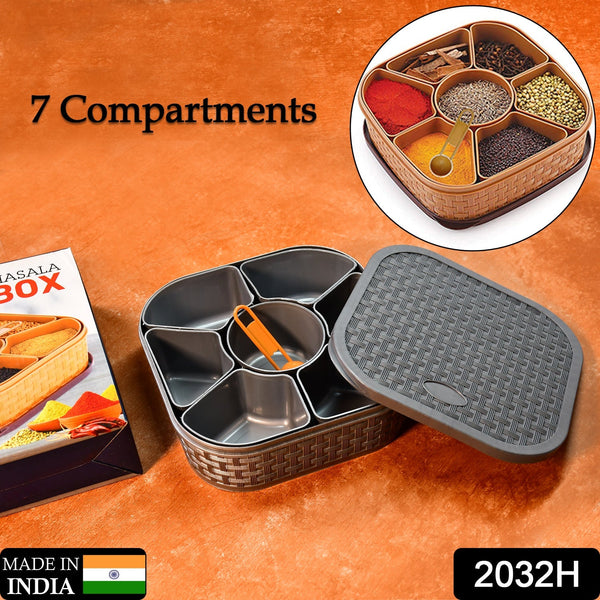 Spice box with 7 compartments, plastic design with a wooden style