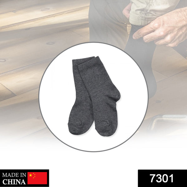 Classic skin-friendly socks.