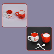 Plastic mugs with King and Queen design